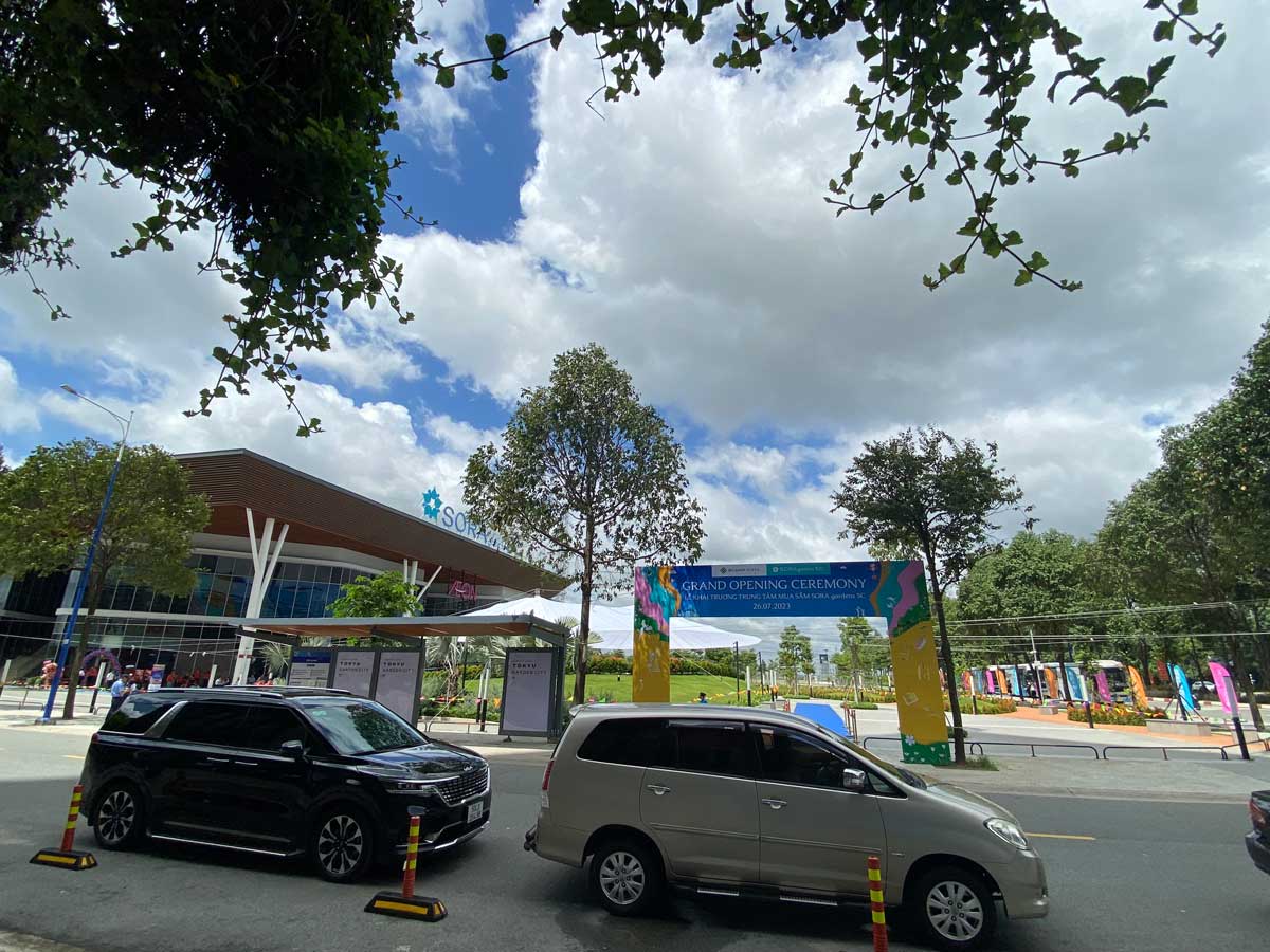 Cổng SORA gardens SC trong ảnh tư liệu dịp khai trương năm 2023
